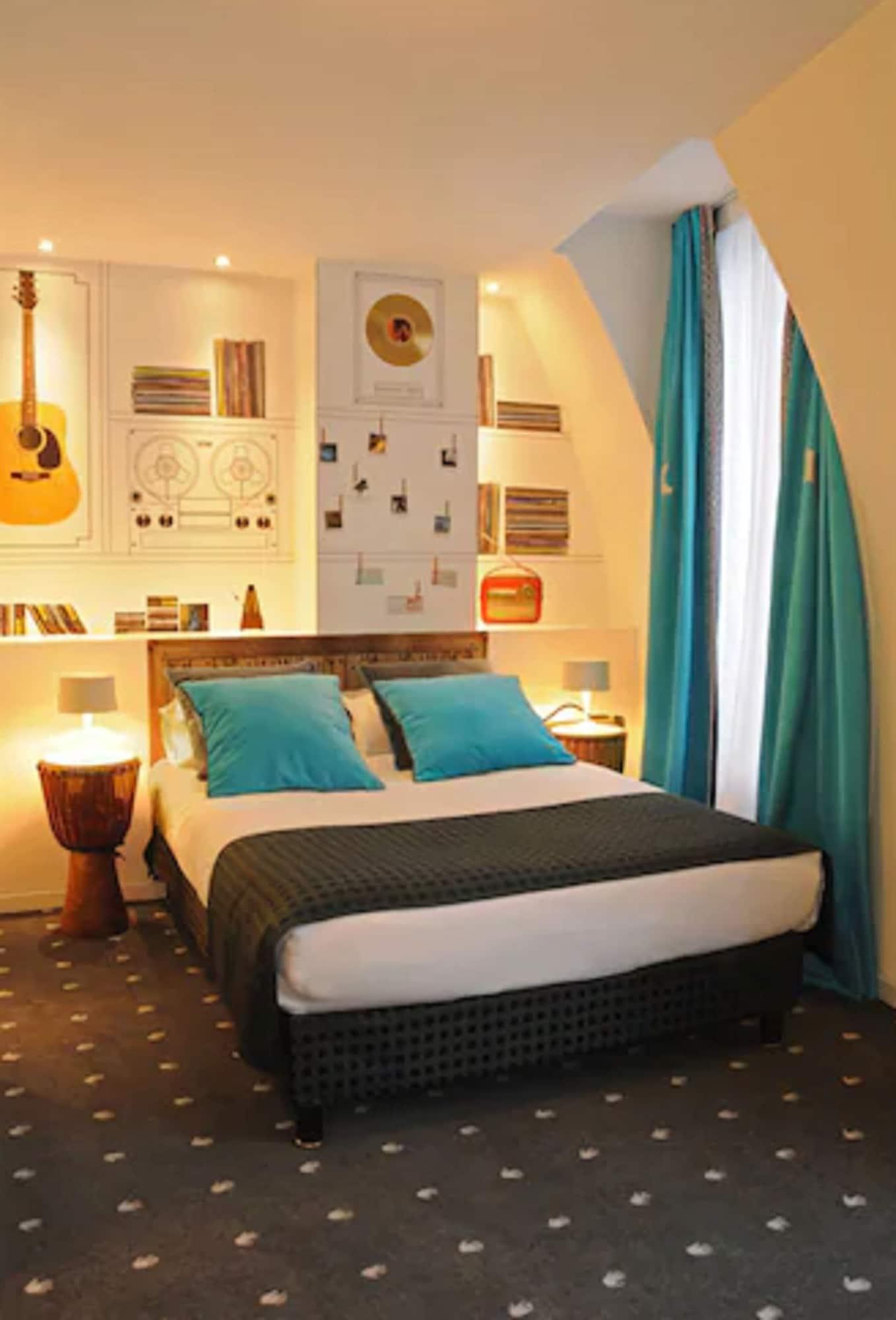 פריז Hotel Du Triangle D'Or מראה חיצוני תמונה