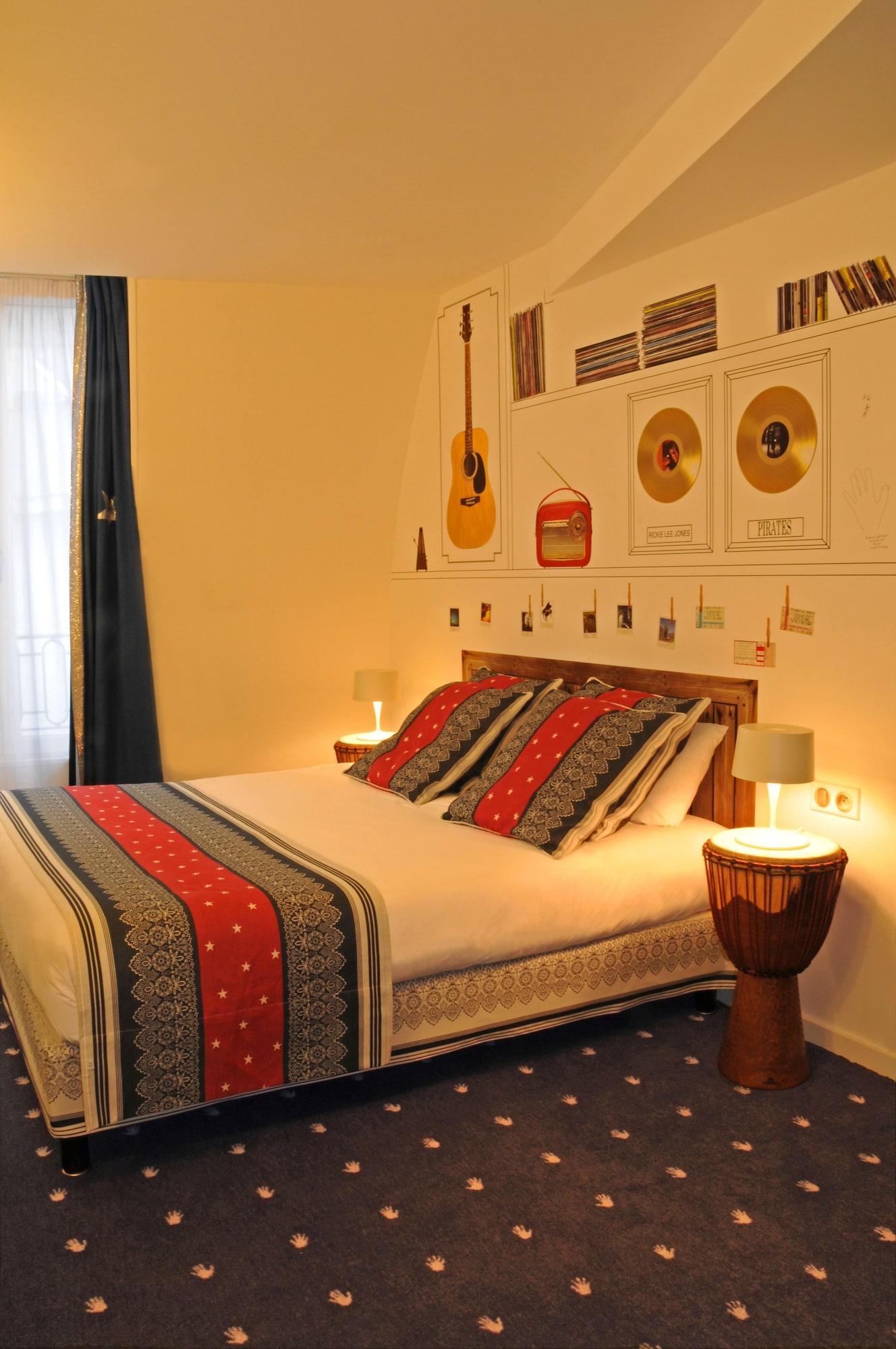 פריז Hotel Du Triangle D'Or מראה חיצוני תמונה