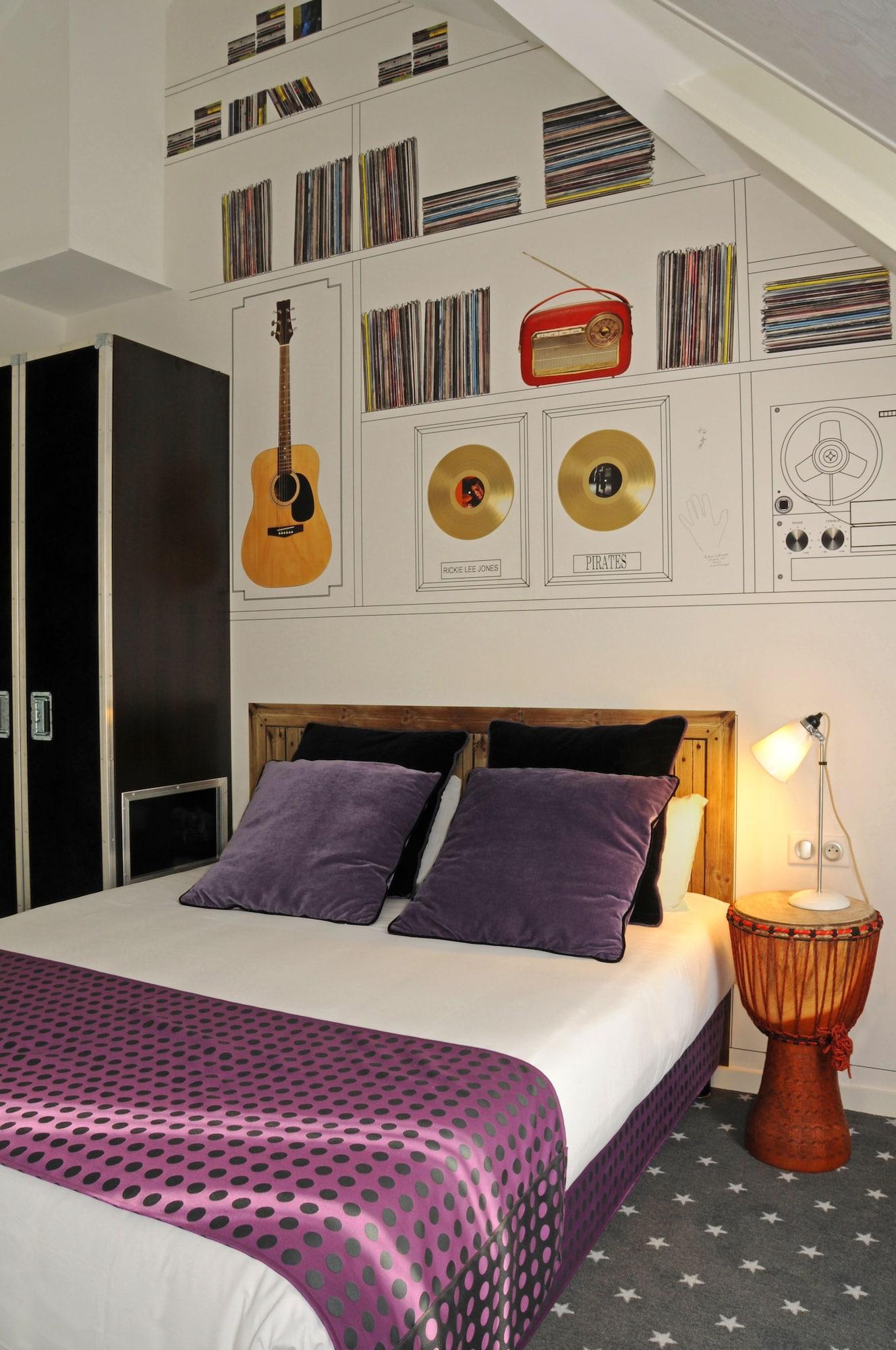 פריז Hotel Du Triangle D'Or מראה חיצוני תמונה