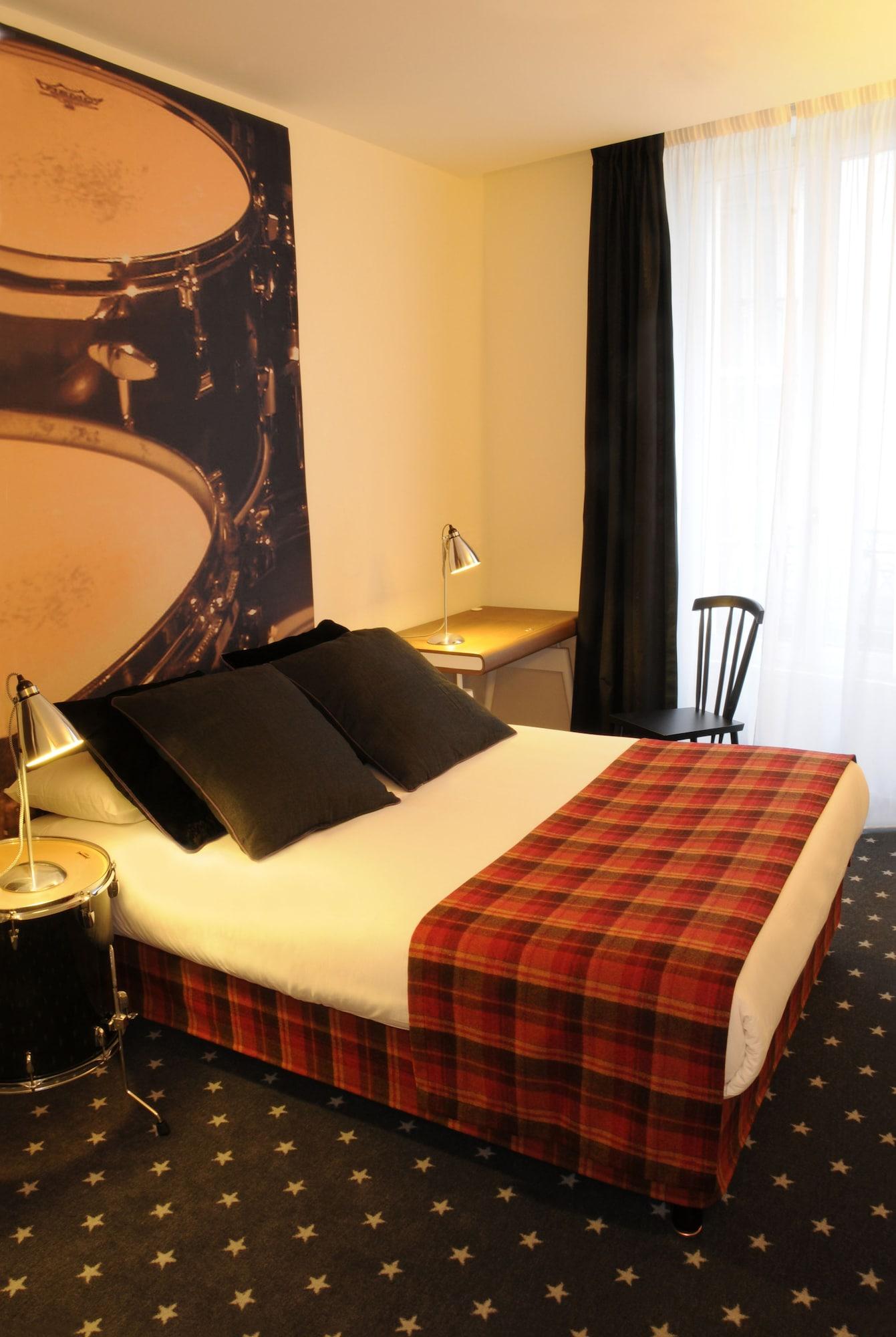 פריז Hotel Du Triangle D'Or מראה חיצוני תמונה
