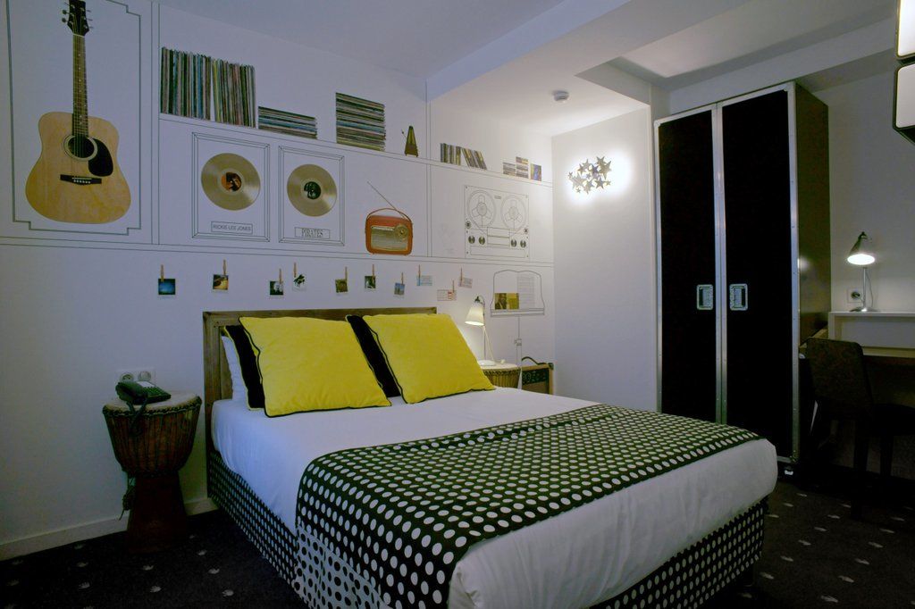 פריז Hotel Du Triangle D'Or מראה חיצוני תמונה