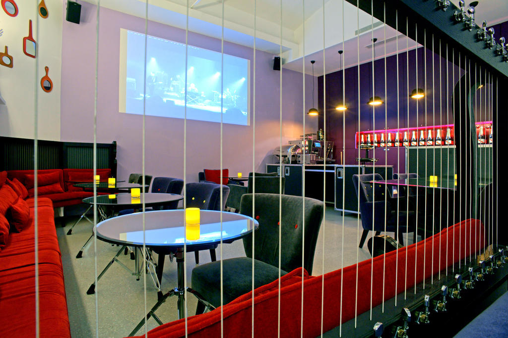 פריז Hotel Du Triangle D'Or מראה חיצוני תמונה